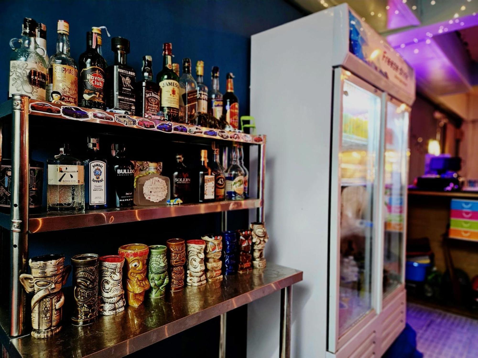 Tiki Tribe Bar & * Koh Tao